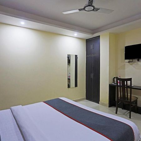 ניו דלהי Airport Hotel Rosewood מראה חיצוני תמונה