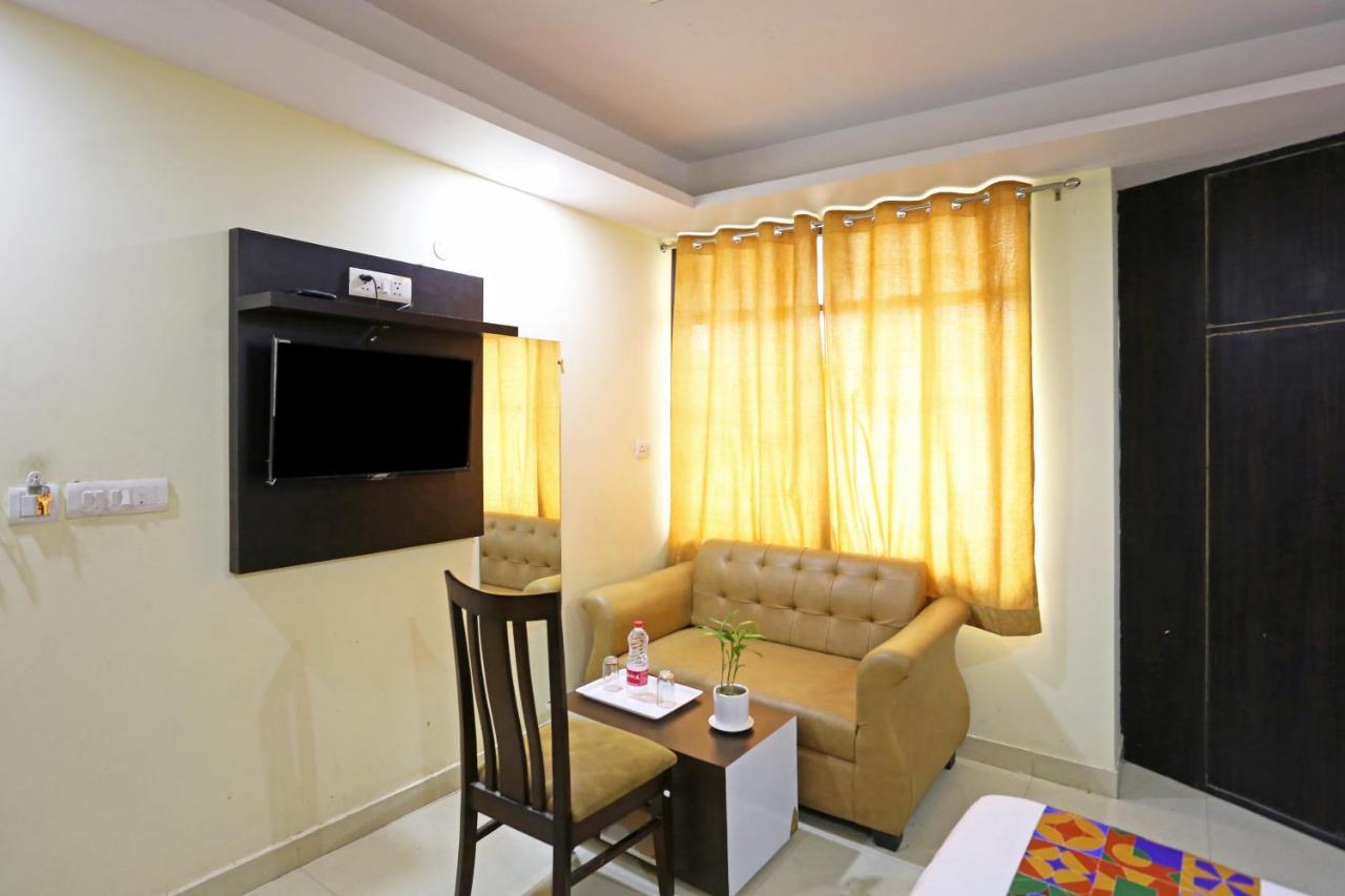ניו דלהי Airport Hotel Rosewood מראה חיצוני תמונה