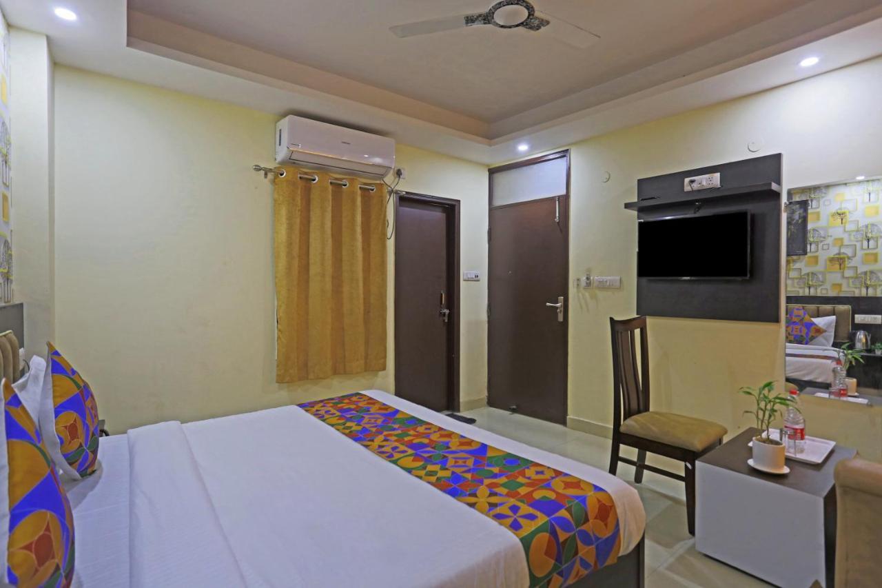 ניו דלהי Airport Hotel Rosewood מראה חיצוני תמונה