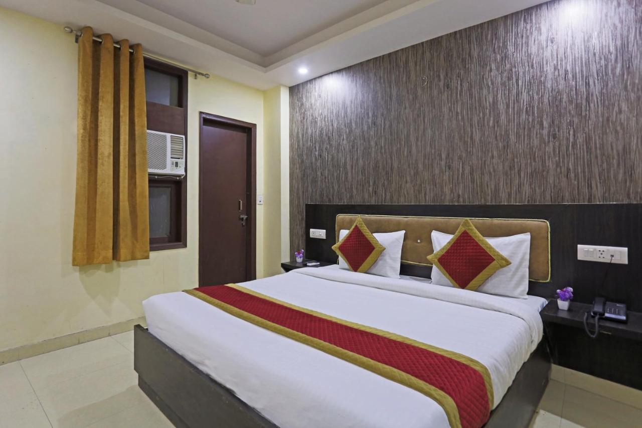 ניו דלהי Airport Hotel Rosewood מראה חיצוני תמונה