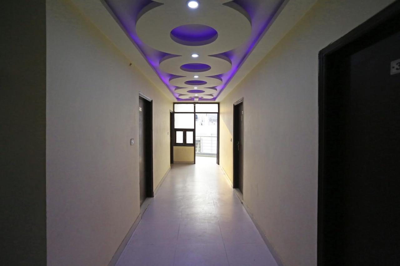 ניו דלהי Airport Hotel Rosewood מראה חיצוני תמונה